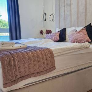 OTOK KRK MALINSKA - Luksuzan apartman s vlastitom okućnicom i bazenom, 250m od mora