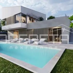 OTOK KRK – MALINSKA
LUKSUZNA VILA U EKSKLUZIVNOM RESORTU, 1 KM OD MORA
