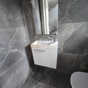 Otok Krk, Malinska, novogradnja, 225m2, višeetažni stan, 3s+db, bazen i okućnica