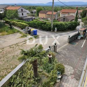 OTOK KRK, MALINSKA (okolica) - Kuća s 4 apartmana i uređenom okućnicom