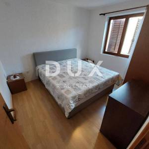 OTOK KRK, MALINSKA (okolica) - Kuća s 4 apartmana i uređenom okućnicom