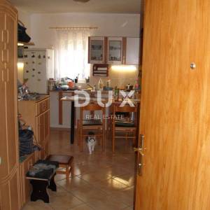 OTOK KRK, MALINSKA (okolica) - Dva odvojena apartmana