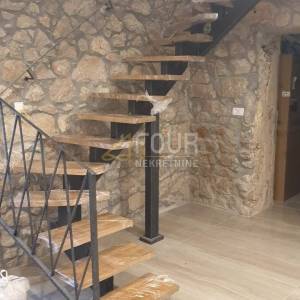 Otok Krk, Malinska - okolica, novogradnja, kuća s bazenom
