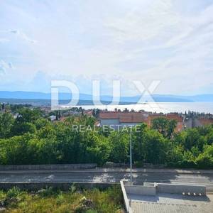 OTOK KRK, MALINSKA - Panoramski pogled namještenog stana u novogradnji na 2. katu + 3 parkirna mjesta