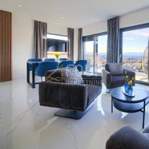 Otok Krk, Malinska, penthouse 95.82m2 - u naravi 2 stana, pogled na more
