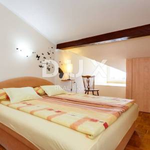 OTOK KRK, MALINSKA - Renovirana apartmanska kuća u blizini mora