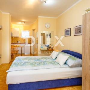 OTOK KRK, MALINSKA - Renovirana apartmanska kuća u blizini mora