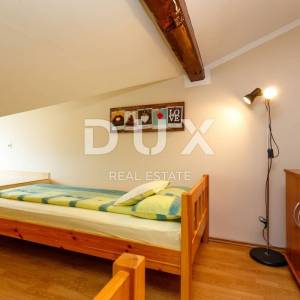 OTOK KRK, MALINSKA - Renovirana apartmanska kuća u blizini mora