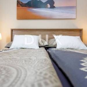 OTOK KRK, MALINSKA - Renovirana apartmanska kuća u blizini mora