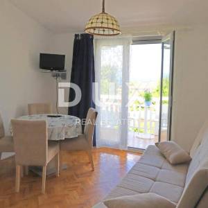 OTOK KRK, MALINSKA - vila sa 4 apartmana
