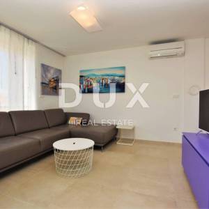 OTOK KRK, NJIVICE - 2S+DB apartman s bazenom i pogledom na more