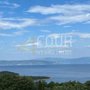 Otok Krk, Njivice, 2s+db+studio apartman, 500m od mora