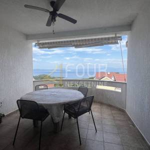 Otok Krk, Njivice, 2s+db+studio apartman, 500m od mora