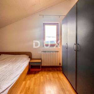 OTOK KRK, NJIVICE- Apartman u potkrovlju s pogledom na cijeli Kvarner