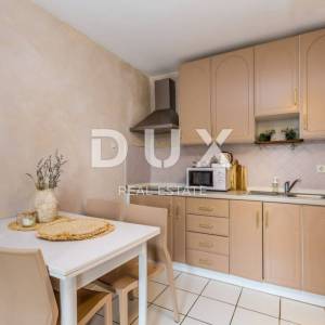 OTOK KRK, NJIVICE - Etaža kuće u prizemlju s dva apartmana