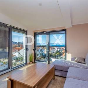 OTOK KRK, NJIVICE - Kuća s apartmanima i poslovnim prostorom