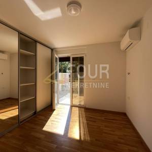 Otok Krk, Njivice, novogradnja, 2s+db, 2 terase, blizina mora