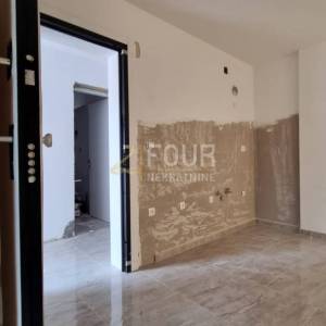 Otok Krk, Njivice, stan 95m2, novogradnja, pogled na more