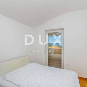 OTOK KRK, okolica Malinske - Dvoetažni apartman s panoramskim pogledom na more