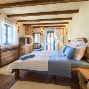 OTOK KRK, okolica MALINSKE - Luksuzna rustikalna vila