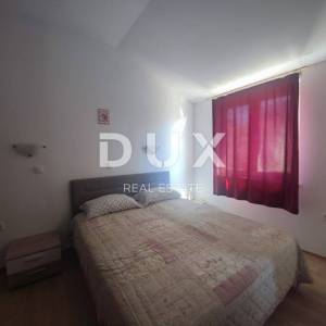  OTOK KRK, okolica Malinske - Kuća u nizu s dva apartmana