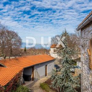 OTOK KRK, okolica Malinske - Renovirana autohtona kamena kuća s pogledom na more