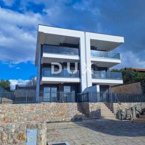 OTOK KRK, OMIŠALJ - Apartman s otvorenim pogledom na more