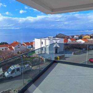 OTOK KRK, OMIŠALJ - Apartman s otvorenim pogledom na more