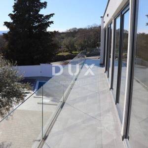 OTOK KRK, POLJICA (okolica) - Moderna vila 4S+DB, bazen, roštilj, parking