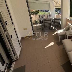 Otok Krk, Punat, 3s+db, balkon, 100m od mora!