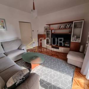 Otok Krk, Punat, 3s+db, balkon, 100m od mora!