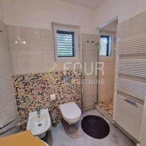 Otok Krk, Punat, 3s+db, balkon, 100m od mora!