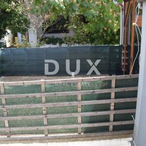 OTOK KRK, PUNAT - Dvojna kuća 400 m od mora sa parkingom