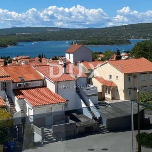 OTOK KRK, PUNAT, kompletno uređen i opremljen apartman