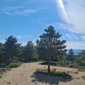 Otok Krk, Punat, poljoprivredno zemljište 4.140m2, pogled na more