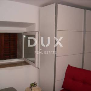 OTOK KRK, PUNAT - Renovirani apartman sa terasom u centru