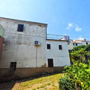 OTOK KRK, RISIKA - Dvojna kuća u blizini mora!