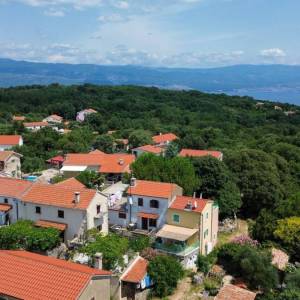 OTOK KRK, RISIKA - Dvojna kuća u blizini mora!