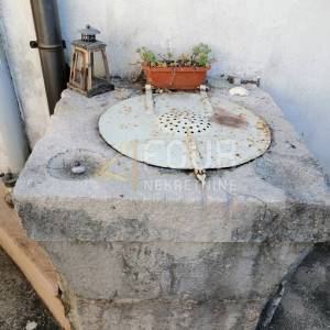 Otok Krk, Risika, kuća s terasom, konobom i okućnicom