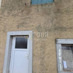 Otok Krk, Risika, kuća u nizu s projektom za 3 apartmana