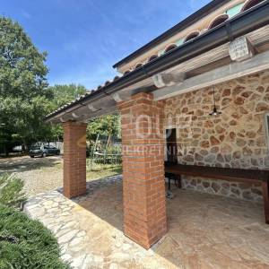 Otok Krk, Risika, novogradnja - kamena kuća s bazenom