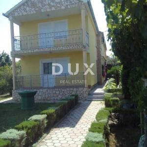 OTOK KRK, ŠILO-kuća sa 5 apartmana