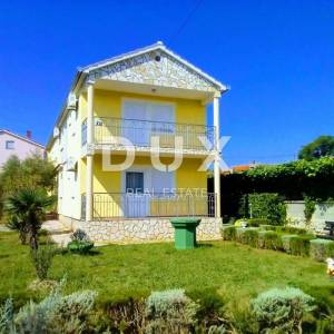 OTOK KRK, ŠILO-kuća sa 5 apartmana