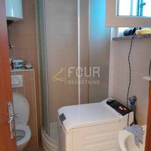 Otok Krk, Šilo, kuća sa 6 apartmana i pogledom na more