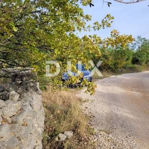 Otok Krk, Šilo -  Očišćeno, ravno poljoprivredno zemljište, buduće građevinsko, 600m do prekrasnih plaža, mora i supermarketa s...