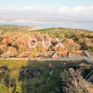 Otok Krk, Šilo -  Očišćeno, ravno poljoprivredno zemljište, buduće građevinsko, 600m do prekrasnih plaža, mora i supermarketa s...