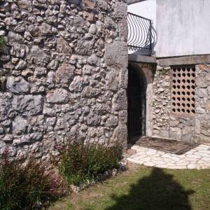 OTOK KRK, ŠILO (okolica) - Kamena kuća na mirnoj lokaciji