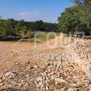 Otok, Krk, Šilo, poljoprivredno zemljište 215m2