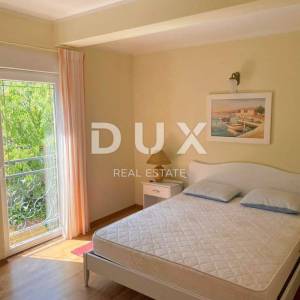OTOK KRK, SOLINE - Dvosoban apartman prvi red do plaže