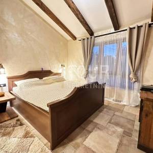 Otok Krk, Soline - okolica, novogradnja s bazenom 149.76m2, konoba